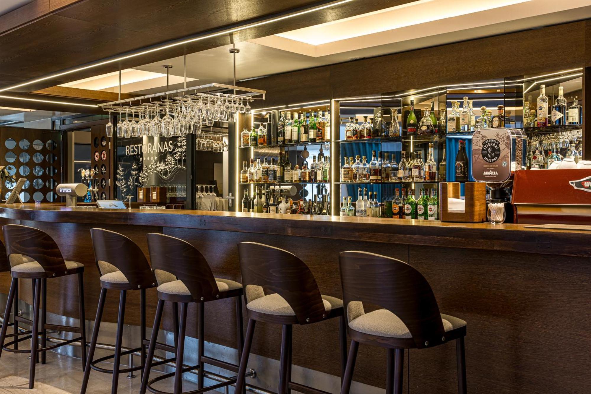 Mercure Palanga Vanagupe Resort & Spa מראה חיצוני תמונה The bar at the 1905 Restaurant